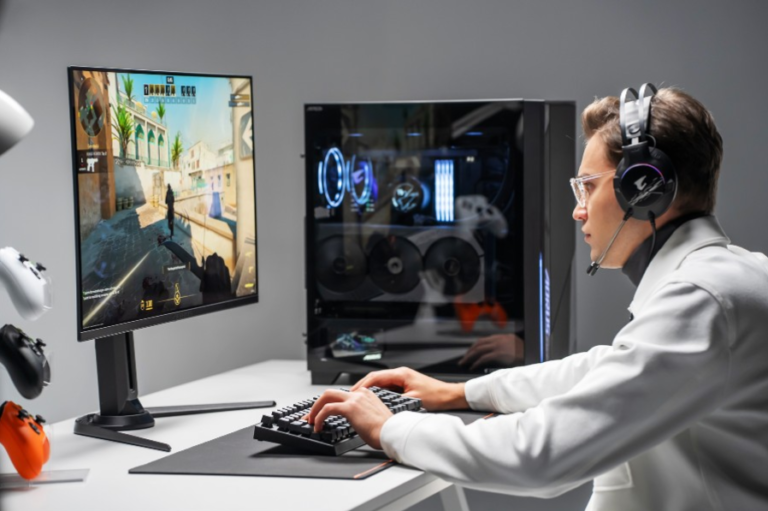 Top 7 Reasons Serious Gamers Need High-Performance Monitors