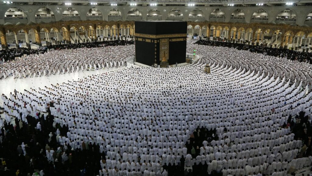 The Best Time to Book Hajj Deals for 2025 from UK