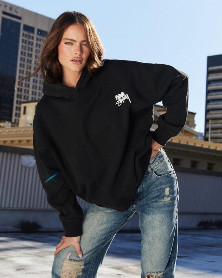How to Enjoy with Stussy and Trapstar Hoodies