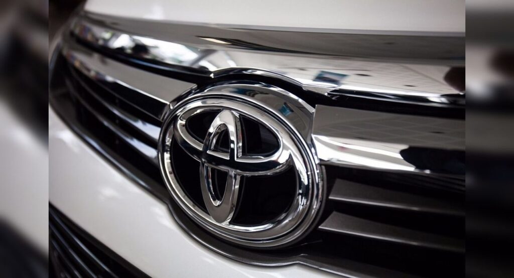 Toyota Car Showroom In South Delhi