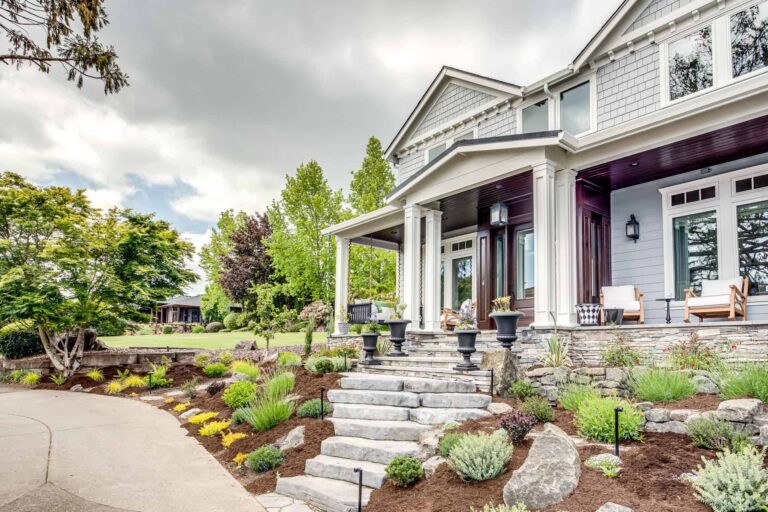 Custom Homes and Renovations