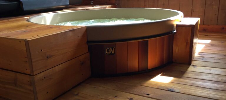 hot-tub-home-hero-img