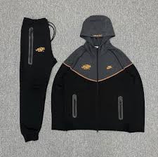 nike syna world tech fleece price