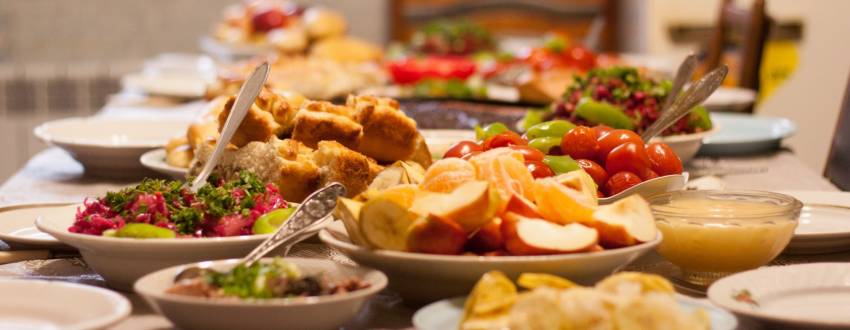 table_full_of_homemade_food_banner