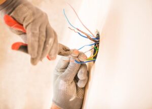 become-a-construction-electrician