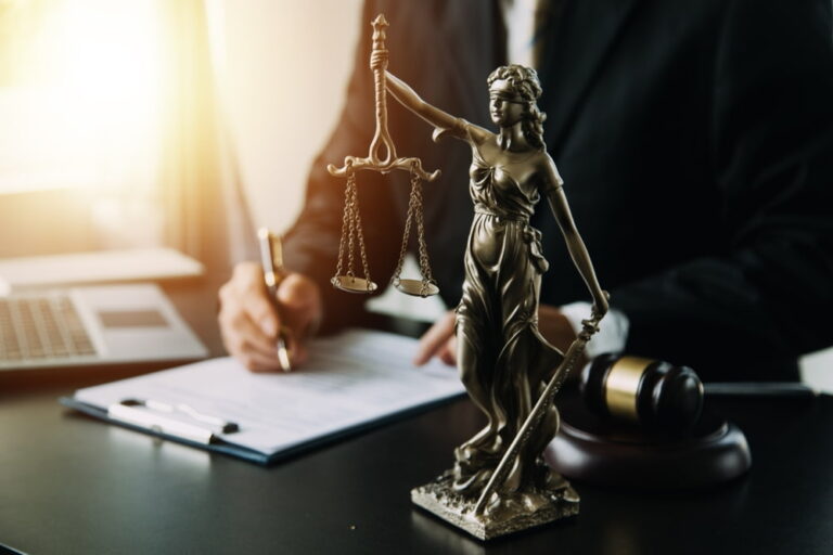 Criminal Lawyer