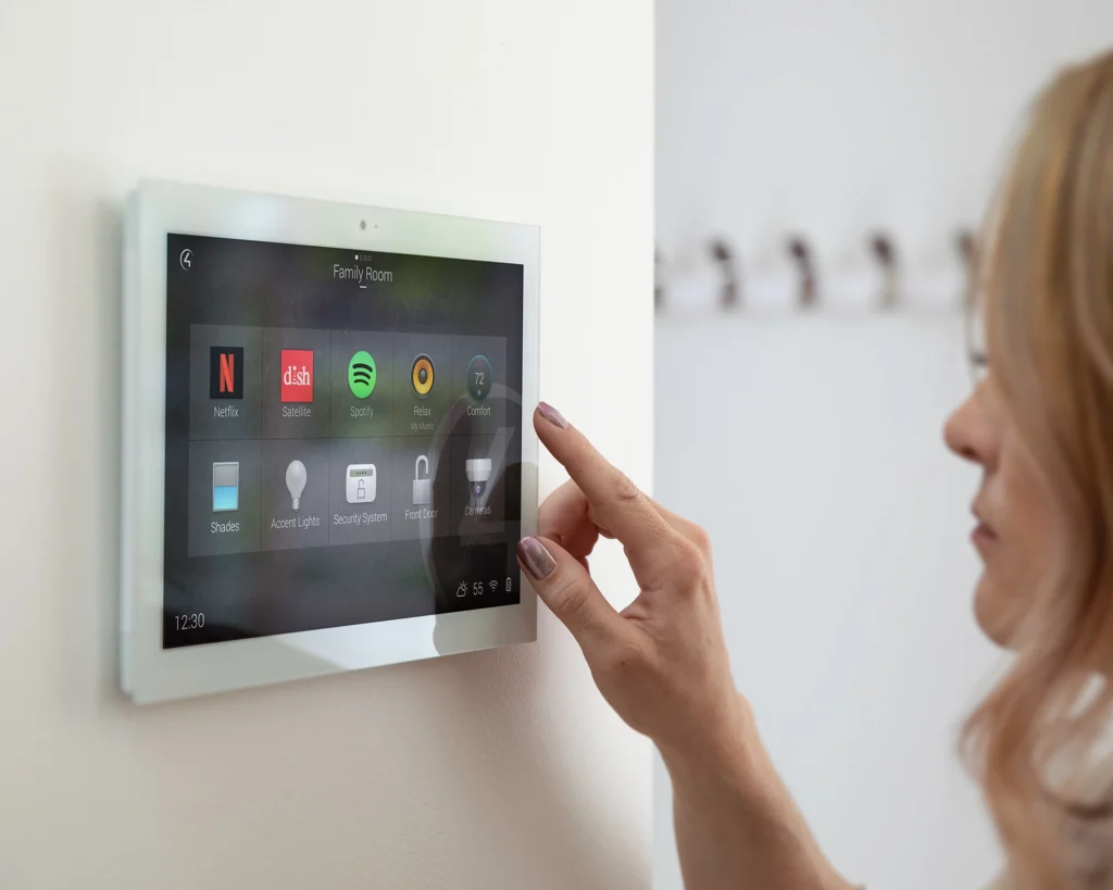 Smart Illumination: How Lighting Control Systems in Dubai Elevate Efficiency and Ambiance