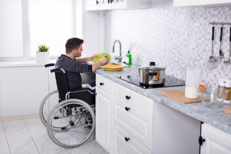 Accessibility Upgrades: Wheelchair Lifts and Grab Bars for Safer California Homes