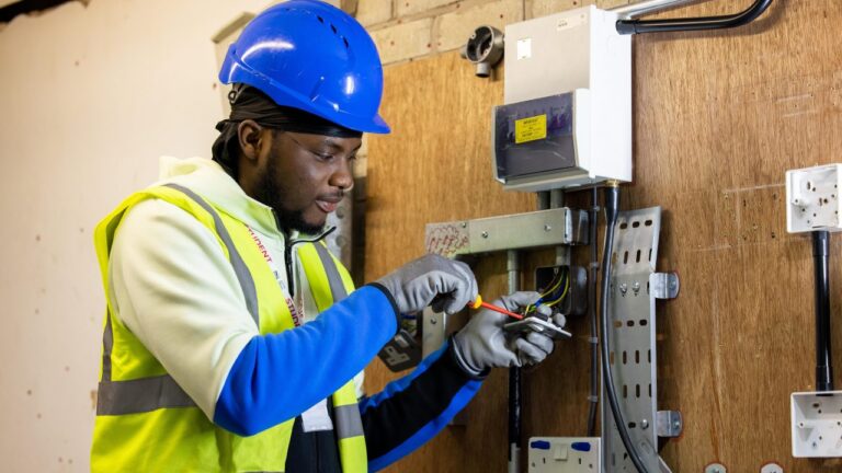 Electrician3