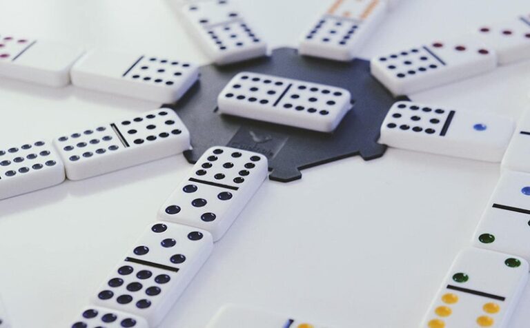 domino99 online