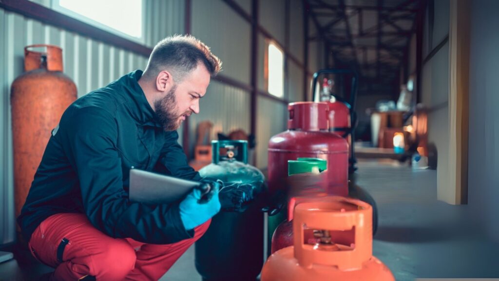 LPG Gas Cylinders at Home and Office in Dubai (1)