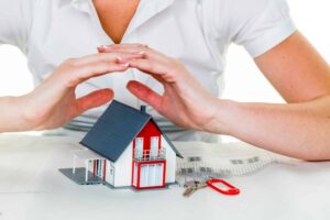 homeowners insurance lawyer