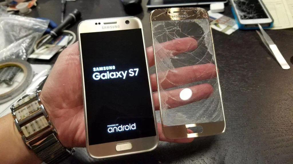 Android Mobile Screen Repair in Louisville