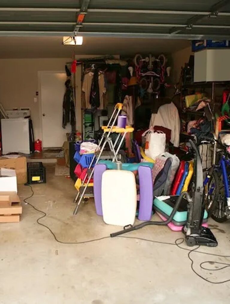 House & Garage Cleanouts Services