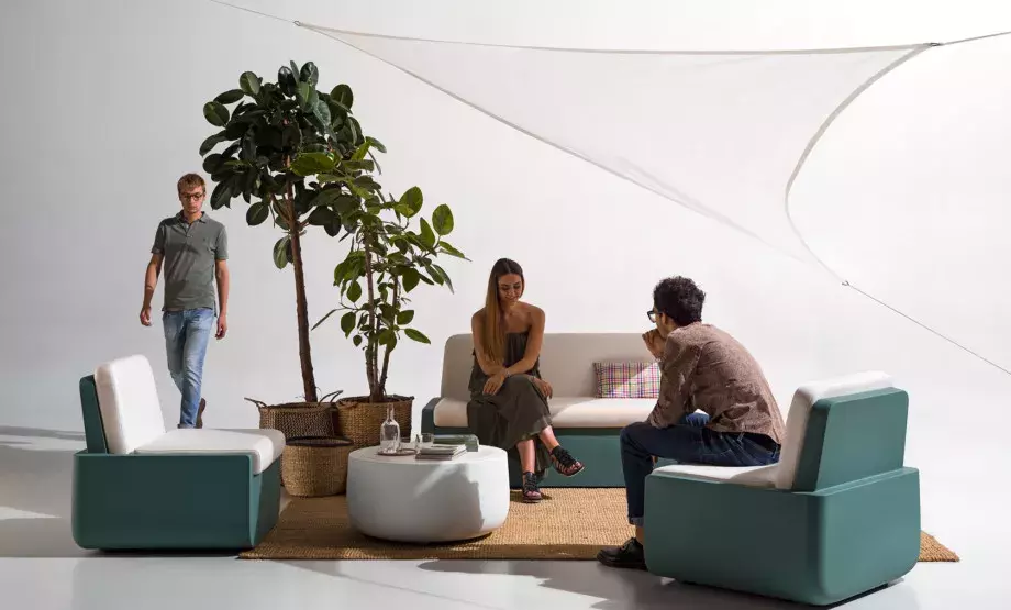 Contract Furniture Japan