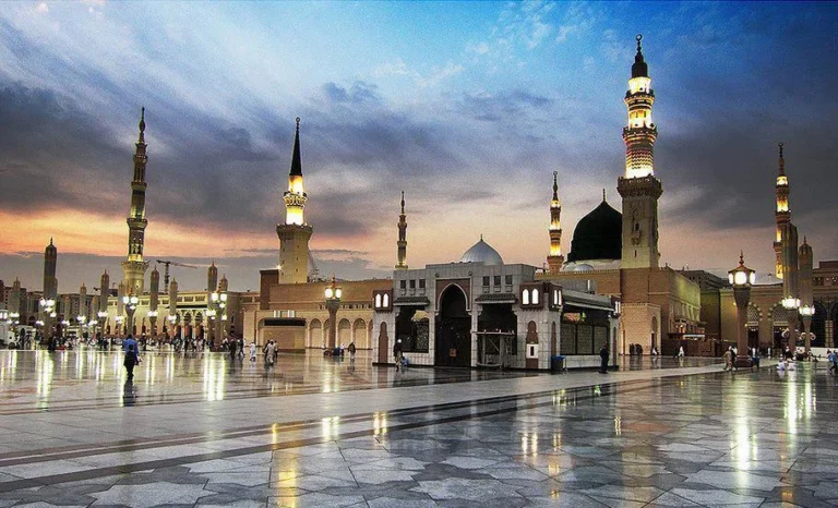A Practical Guide to Comparing 3-Star and 5-Star Umrah Packages for First-Time Pilgrims