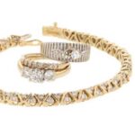 What Makes Artisan Jewelry Different from Factory Pieces?