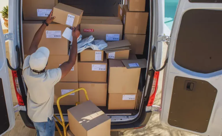 What Forwarding Tips Maximize Efficiency in Shipping?