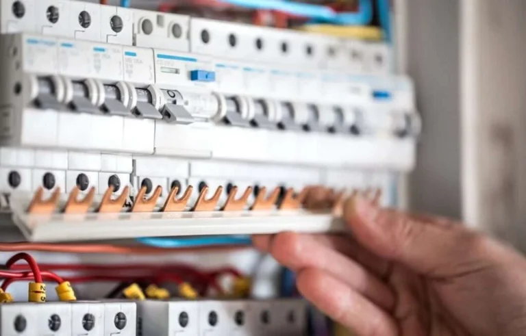 man-electrical-technician-working-switchboard-with-fuses-installation-connection-electrical-equipment-close-up_169016-5076-1024x655.jpg.bv