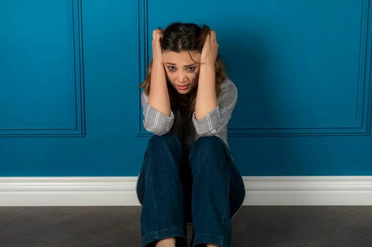 9bda57_930bf3cd8bc9446fba8143188e46e932~mv2