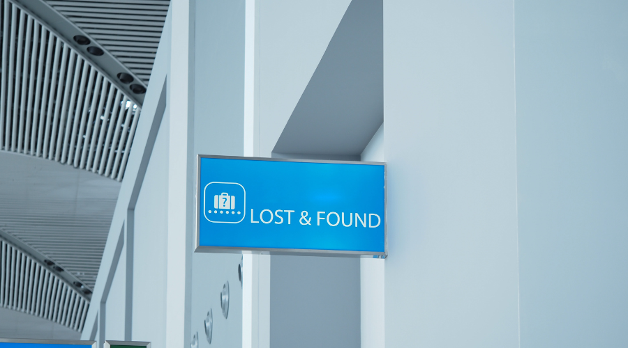 How Custom Directional Wayfinding Signs Help Businesses