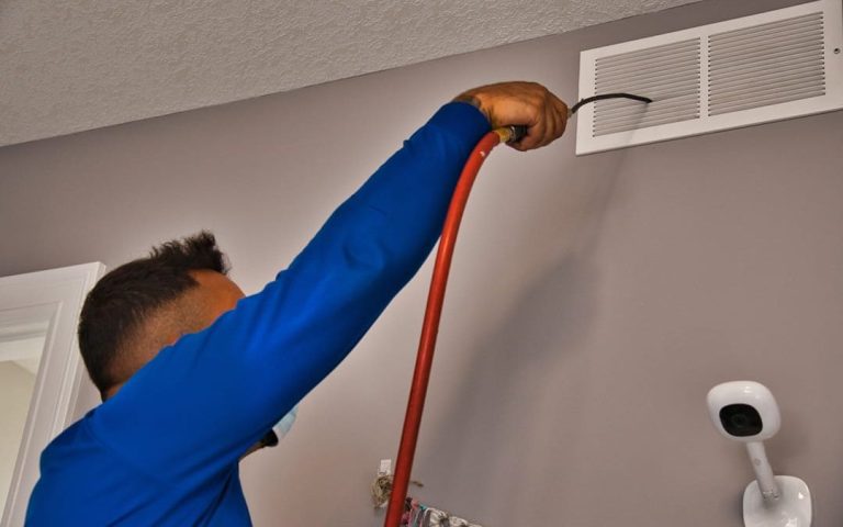 Air Duct Cleaning in Tampa