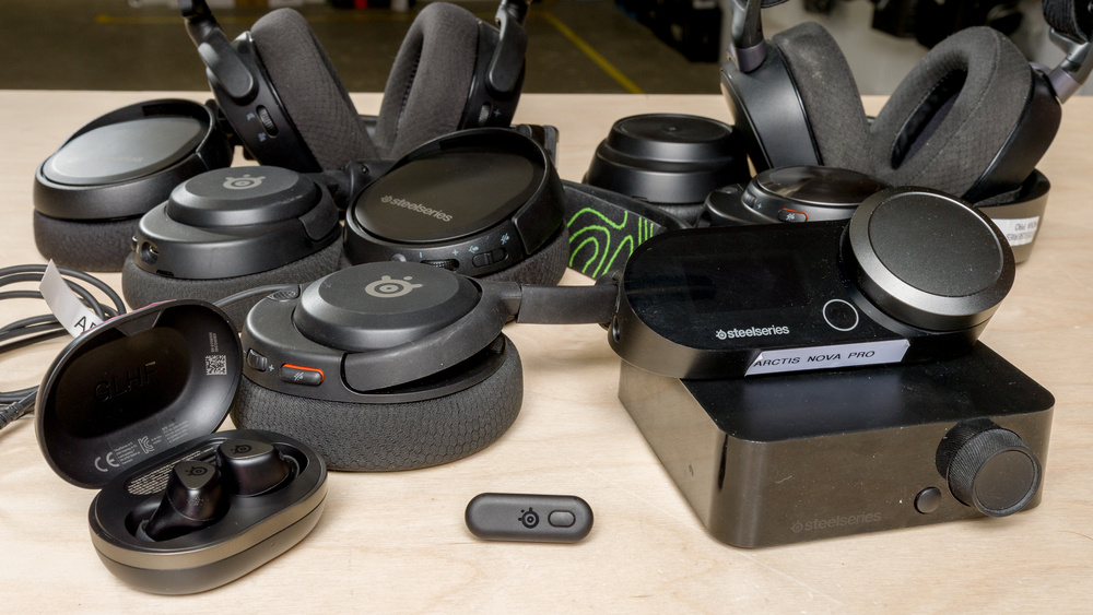 Arctis Nova 7 3