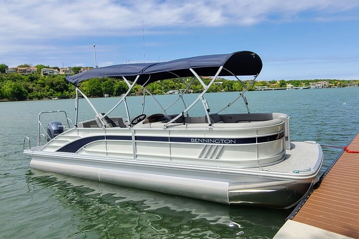 Pontoon Boat Rentals In Lake Travis