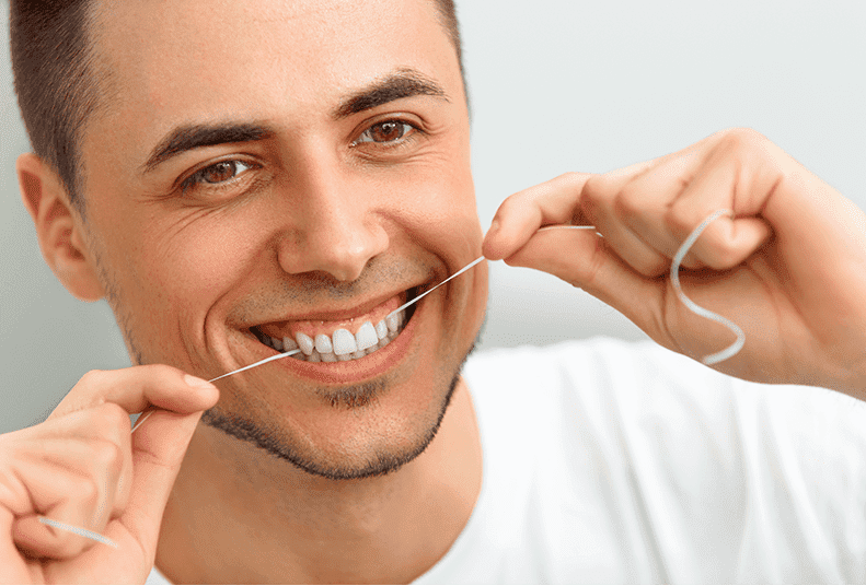 battle-of-the-flossers-traditional-string-vs-water-flossing-img001