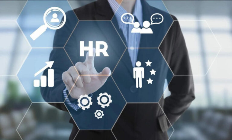 Outsourcing HR
