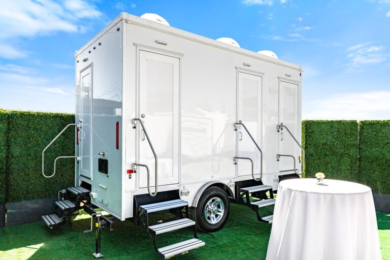Luxury portable bathrooms