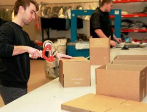 Einpackservice und Auspackservice