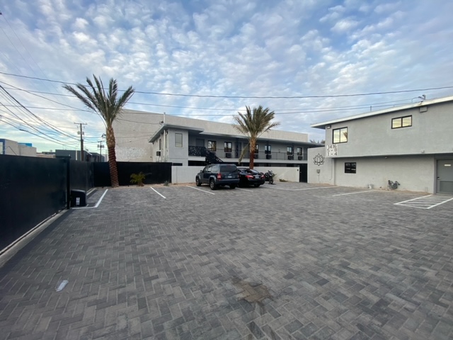 Explore Las vegas arts district rentals with modern amenities, walkable neighborhoods, and vibrant city living near Downtown Las Vegas.