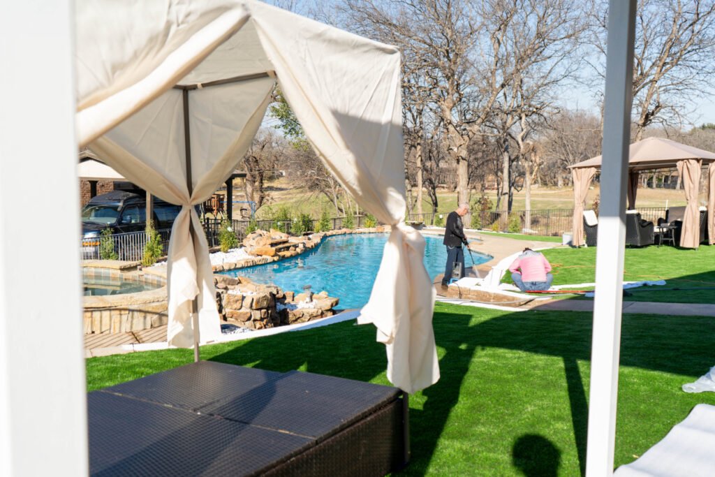 custom pool builders