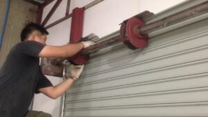Roller Door Repairs Lonsdale