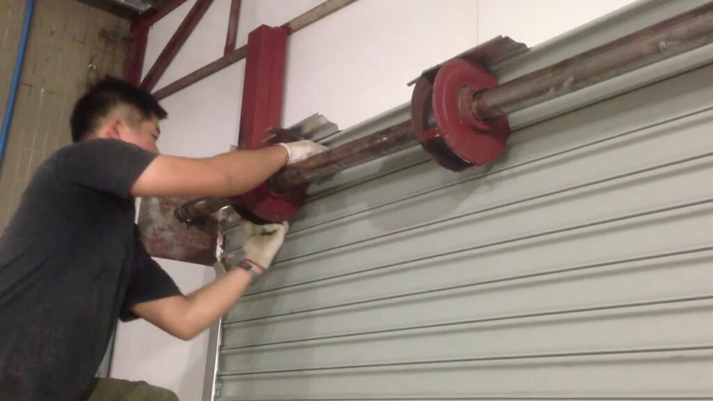 Roller Door Repairs Lonsdale