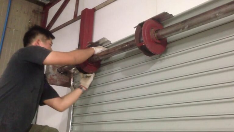 Roller Door Repairs Lonsdale