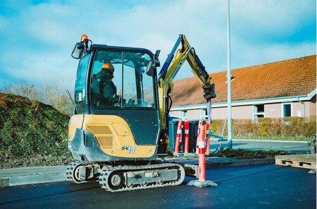 mini excavator attachment