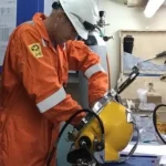 hat-dive-technician-1
