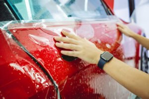 https://fleetsignsandwraps.com/services/decals