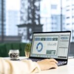 business-leader-trader-searching-new-investment-solution (1)