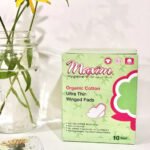 maxim-organic-cotton-super-pads-lifestyle-packaging-with-flowers.webp (1)