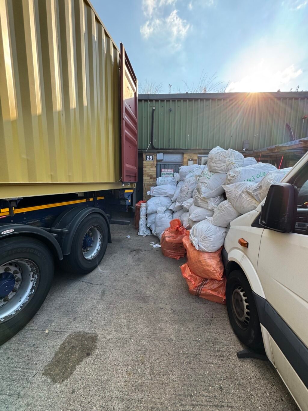 Pakcargo