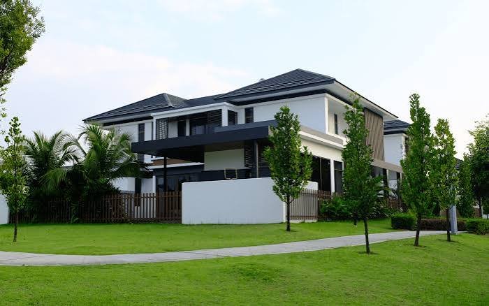 Real Estate Brokers Near Me